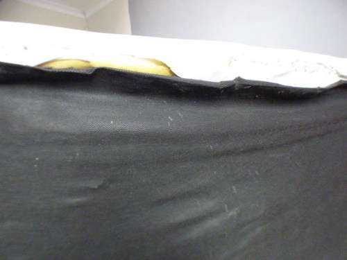 A superb x-large PU leather Chesterfield style chaise lounge w crystal like studs. Style & class!!!!