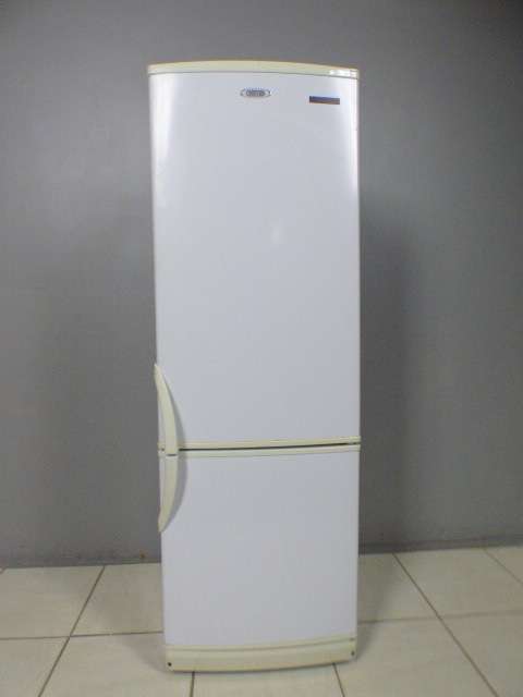 A lovely Defy C300 fridge freezer in great working condition!!! Bargain!!!