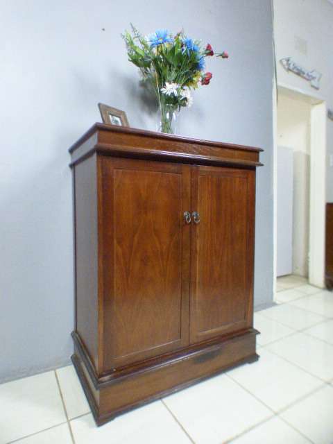 A wonderful two-door TV entertainment unit with ample space for components.