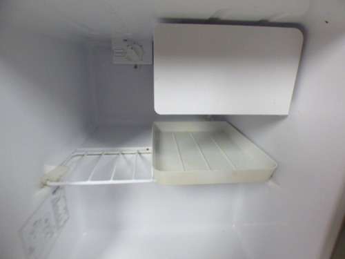 A stunning Hisense 46lt bar fridge in great working condition!!! Bargain!!!