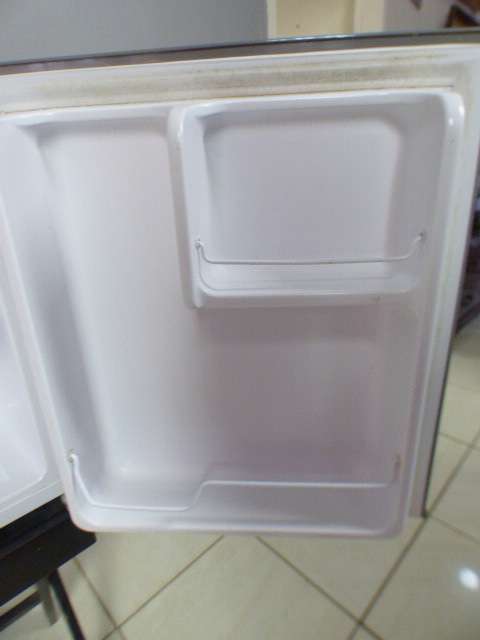 A stunning Hisense 46lt bar fridge in great working condition!!! Bargain!!!