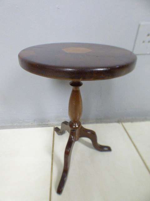 A gorgeous vintage Imbuia splayed foot display table w patterned top! Lovely as a side/tea table!!!