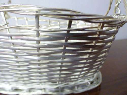 A fabulous silver plated (woven) wine basket Queen Victoria Regency Collection - Beautiful! RS17Sale