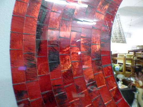 A beautiful LARGE round wall mirror with red glass mosaic border - Stunning!!! RS17M