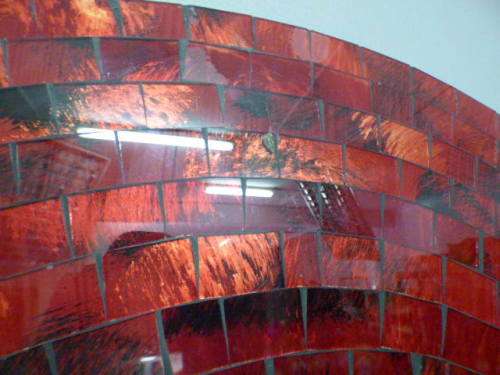 A beautiful LARGE round wall mirror with red glass mosaic border - Stunning!!! RS17M