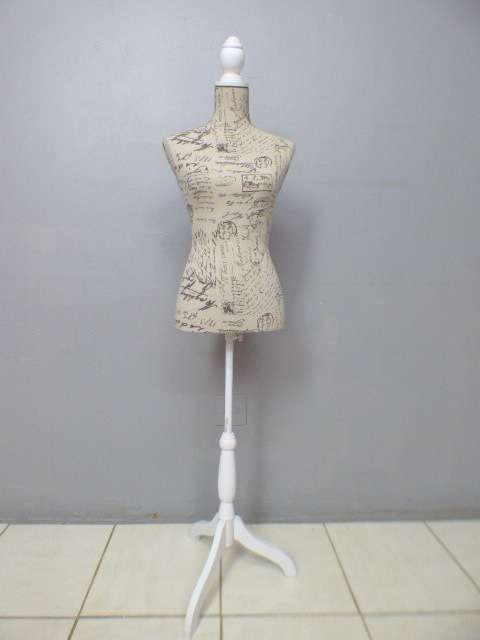 A lovely dressmakers mannequin dummy female display bust in fabulous condition.
