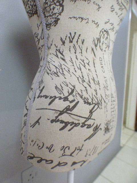 A lovely dressmakers mannequin dummy female display bust in fabulous condition.