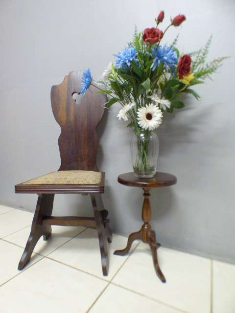 Lovely vintage Tudor style occasional chair, perfect in a lounge, study, living areas - RS17Sale