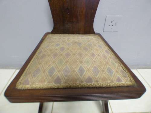 Lovely vintage Tudor style occasional chair, perfect in a lounge, study, living areas - RS17Sale