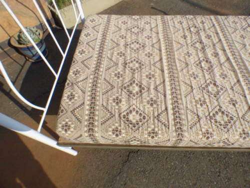 Beautiful, dainty & elegant wrought iron single bed & mattress in great vintage condition - RS17Sale