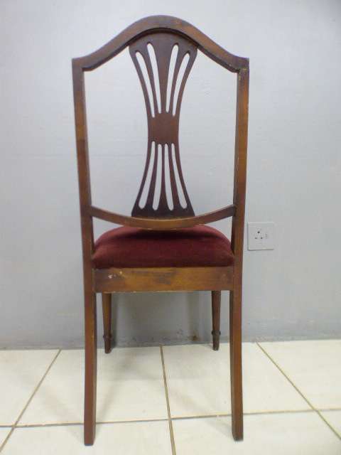 A wonderful vintage Hepplewhite revival occasional chair with an upholstered seat - RS17Sale