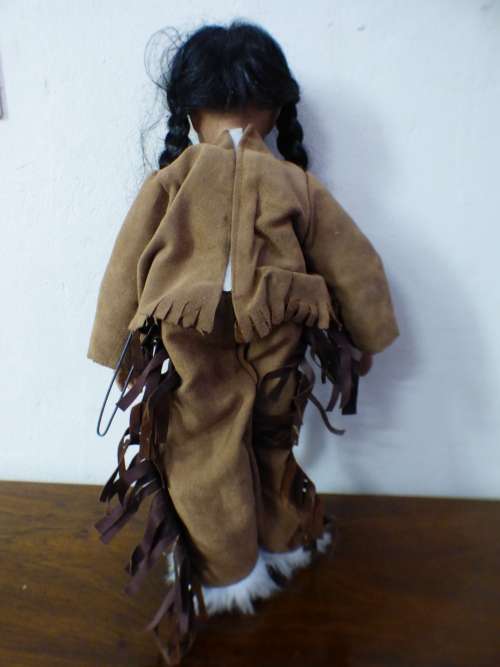 A lovely American Indian porcelain doll, fabulous in a girls room or add to a collection - RS17Sale