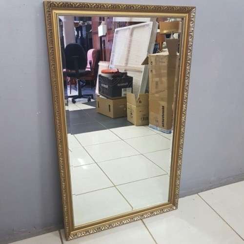 An incredible "ornate moulded" gold gilded framed bevelled glass mirror in great condition - RS17M