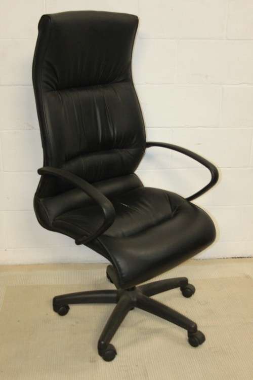 Well made faux-leather swivel hi-back office/ desk chair - ideal for a home office/ study - RS17Sale