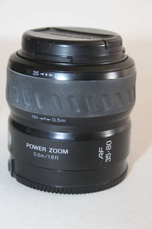 A Minolta Dynax 3xi 35mm film camera with a AF 35-80mm lens in a bag - RS17Sale