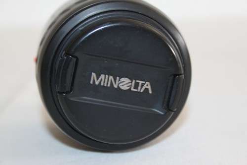 A Minolta Dynax 3xi 35mm film camera with a AF 35-80mm lens in a bag - RS17Sale