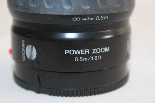 A Minolta Dynax 3xi 35mm film camera with a AF 35-80mm lens in a bag - RS17Sale