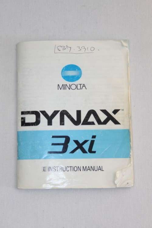 A Minolta Dynax 3xi 35mm film camera with a AF 35-80mm lens in a bag - RS17Sale