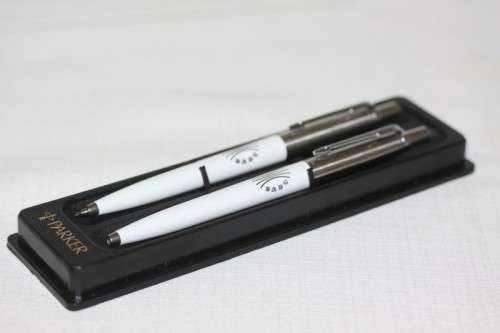 A superb and extremely rare vintage "SABC/ SAUK" (1976 to 1996) boxed Parker pen and pencil set