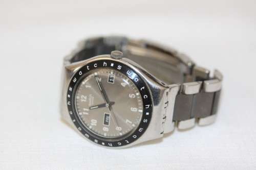 **RS17** A gents Swiss made Swatch "Irony" stainless steel wrist watch in complete working condition