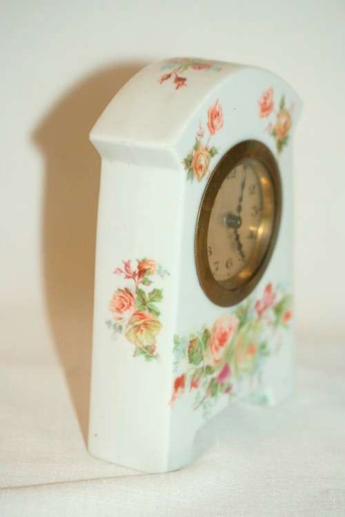 A stunning vintage white porcelain table clock w floral print detailing & brass clock - RS17Sale