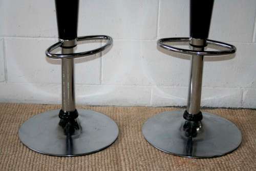 A pair of wonderful funky black & chrome height adjustable bombo style bar/counter chairs - RS17Sale