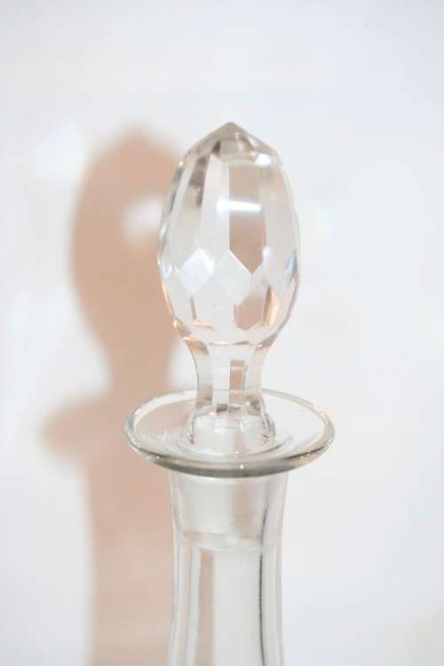 **RS17** An incredible Portuguese made "Ivima" Crystal liqueur decanter with a cut crystal stopper