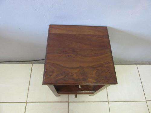 A lovely modern single pedestal/ occasional table with a drawer  in amazing condition - very stylish