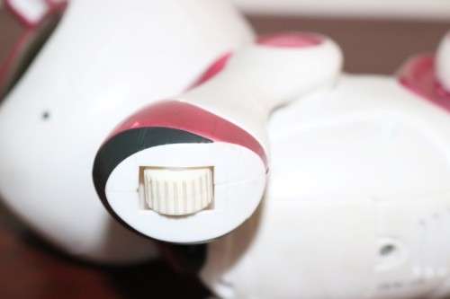 A pink "Tekno Kitty" intelligent robotic toy that interacts with its environment, great gift 4 kids!