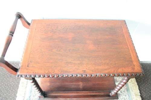 A rare antique Victorian Honeyed-oak barley-twist drinks/ tea trolley on castors in great condition