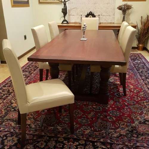 A superb modern styled long (2.4m) dining room table w/ 6x stunning genuine leather high-back chairs