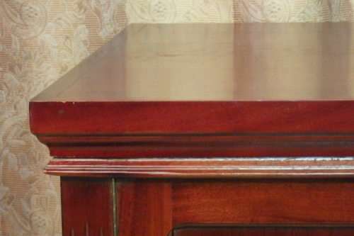 Fantastic and stunningly made double door mahogany cabinets on castors - ideal minibar in guest room