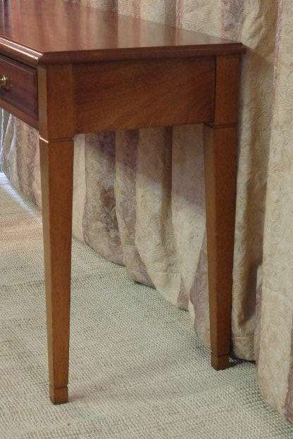 **RS17_Clearance** Awesome & well made quality double-drawer mahogany hallway table w/ brass handles