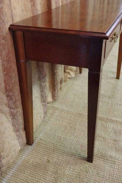 **RS17_Clearance** Awesome & well made quality double-drawer mahogany hallway table w/ brass handles
