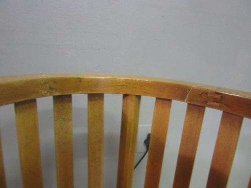 A wonderful solid oak round "barrel back" corner chair in good condition - lovely!