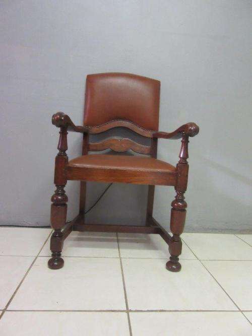 A magnificent Edwardian antique solid Cognac Oak chair with period style upholstery - stunning!