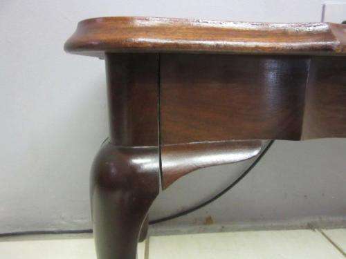 Awesome vintage Imbuia Queen Anne centre coffee table with cabriole legs in great condition RS17Sale