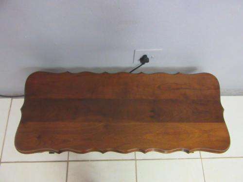 Awesome vintage Imbuia Queen Anne centre coffee table with cabriole legs in great condition RS17Sale