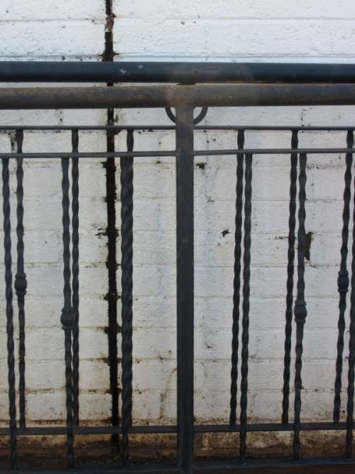 A superb 'job lot' of top-quality solid wrought iron balustrade sections (40 meters) RS17Sale