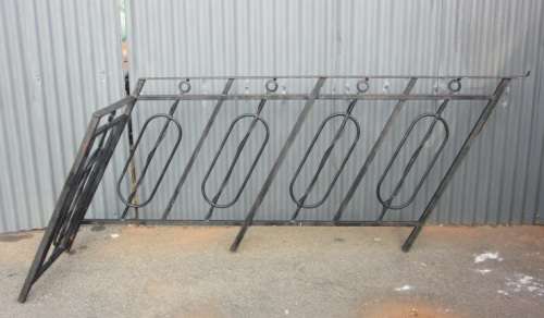 A superb 'job lot' of top-quality solid wrought iron balustrade sections (40 meters) RS17Sale