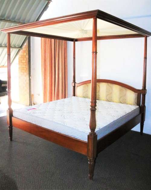 A luxurious solid Teak four-poster KING SIZE canopy bed w/ mattress in amazing condition!!RS17Bed