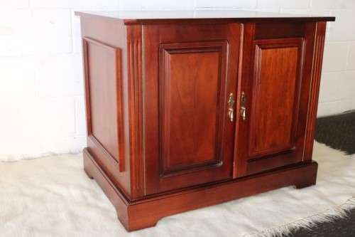 Stunning Mahogany mini bar cabinet with a shelf inside - perfect for a guest bedroom! RS17Bed