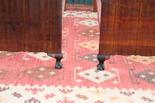 Two fabulous single beds incl. headboards, footboards & mounting struts in great condition - RS17Bed