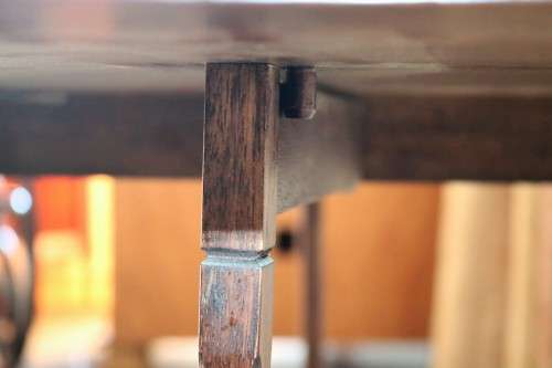 A lovely designed vintage "drop-leaf" occasional/ console/ card table in great condition