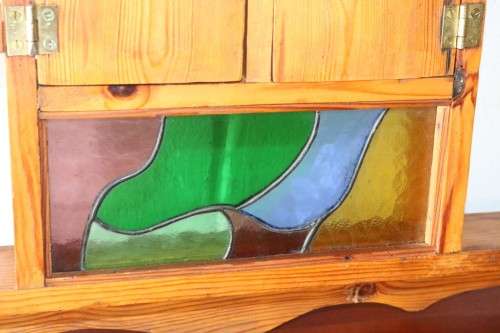 A wonderful vintage solid Oregon medicine/ vanity wall cabinet with two doors and stained glass