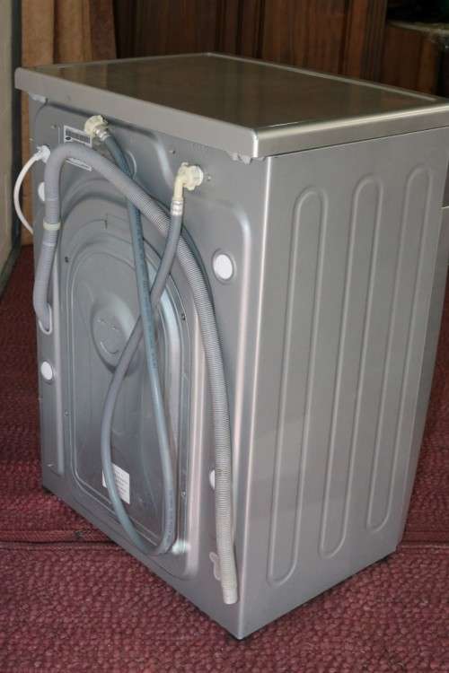 A superb silver Samsung (WF8500NHS) electronic front loader washing machine - fully working!