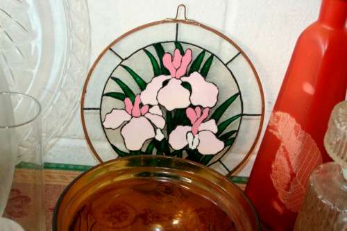 "Job Lot" An awesome collection of assorted glassware incl stained glass & much more; RS17Sale