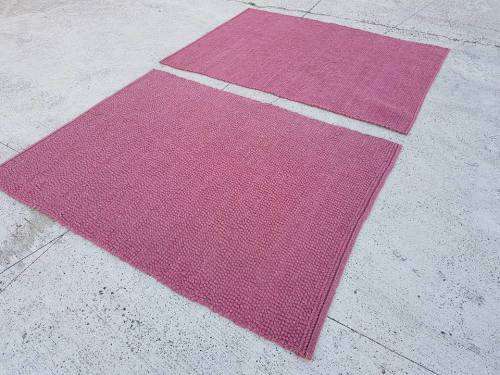 Awesome dusty-pink woven wool carpets with a plain-colour design - price/carpet - RS17Sale