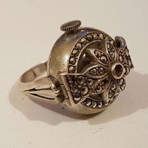 An incredibly rare antique Art Deco Swiss made "Union Special" 17 Jewel Incabloc ladies ring-watch