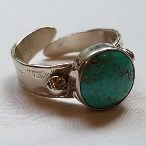 A superb vintage original (signed) T Benally sterling silver Navajo (Native American) Turquoise ring
